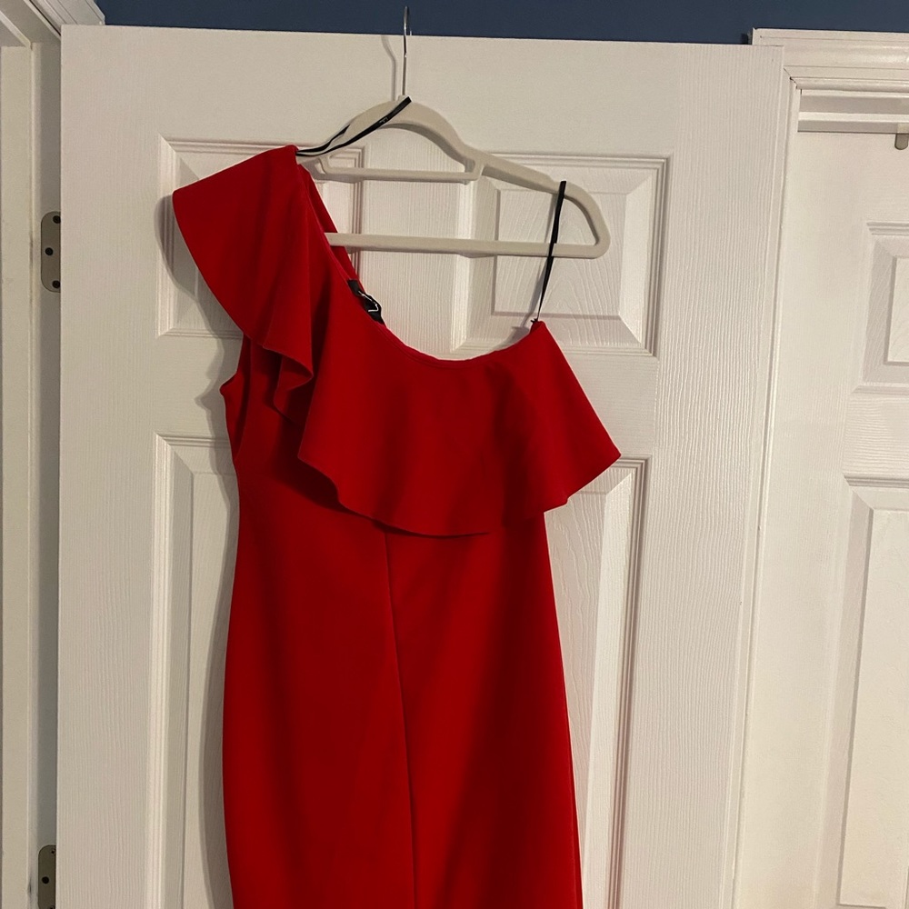 Lulu’s One Shoulder Ruffle Mini Dress